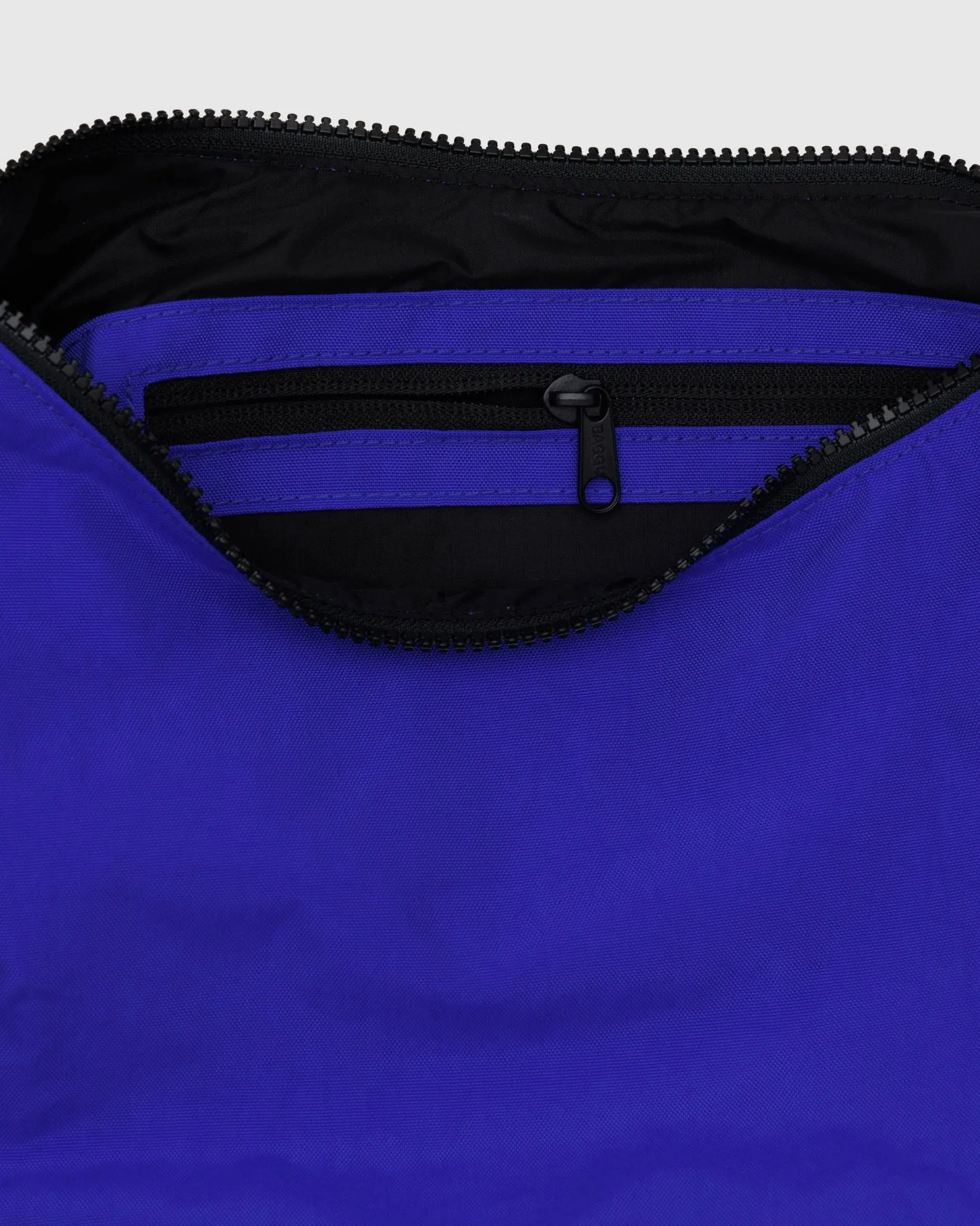 Baggu - Medium Nylon Crescent Bag | Lapis