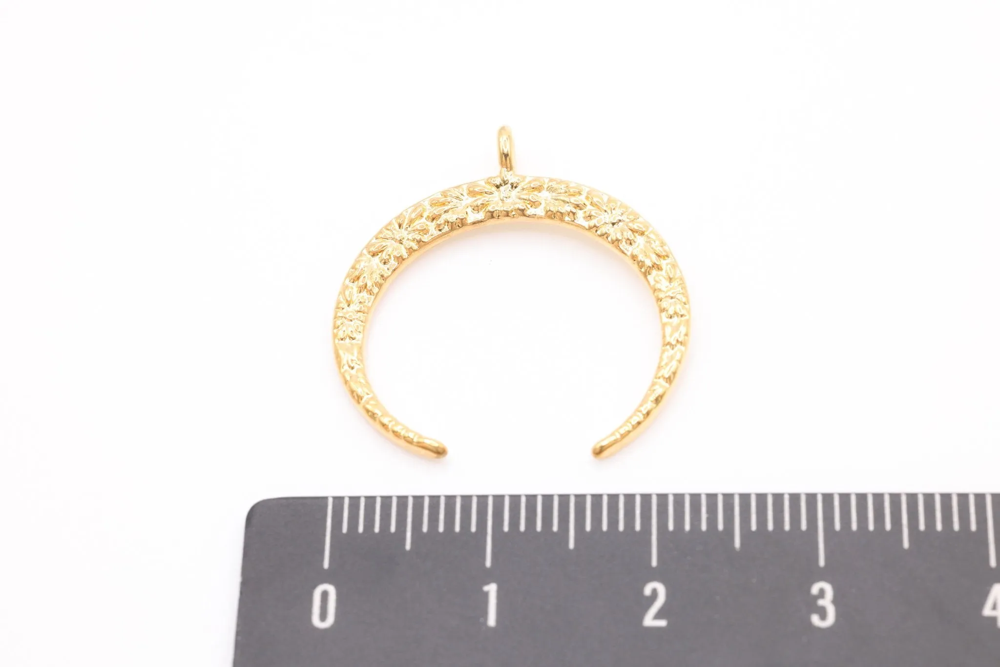 Gold Crescent Moon Charm, 14K Solid Gold, Diamond Cut Ornate Moon Charm, Jewelry Making Charm