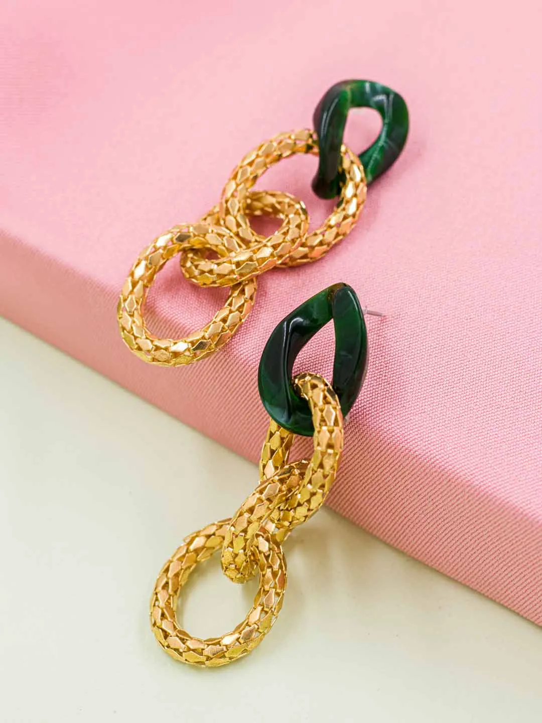 Gold Sabrina Links