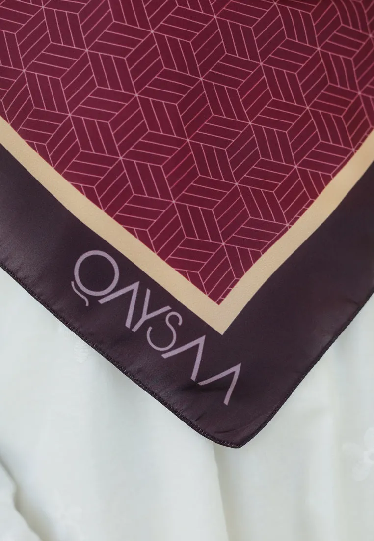 Qurnia Square Hijab (Maroon)