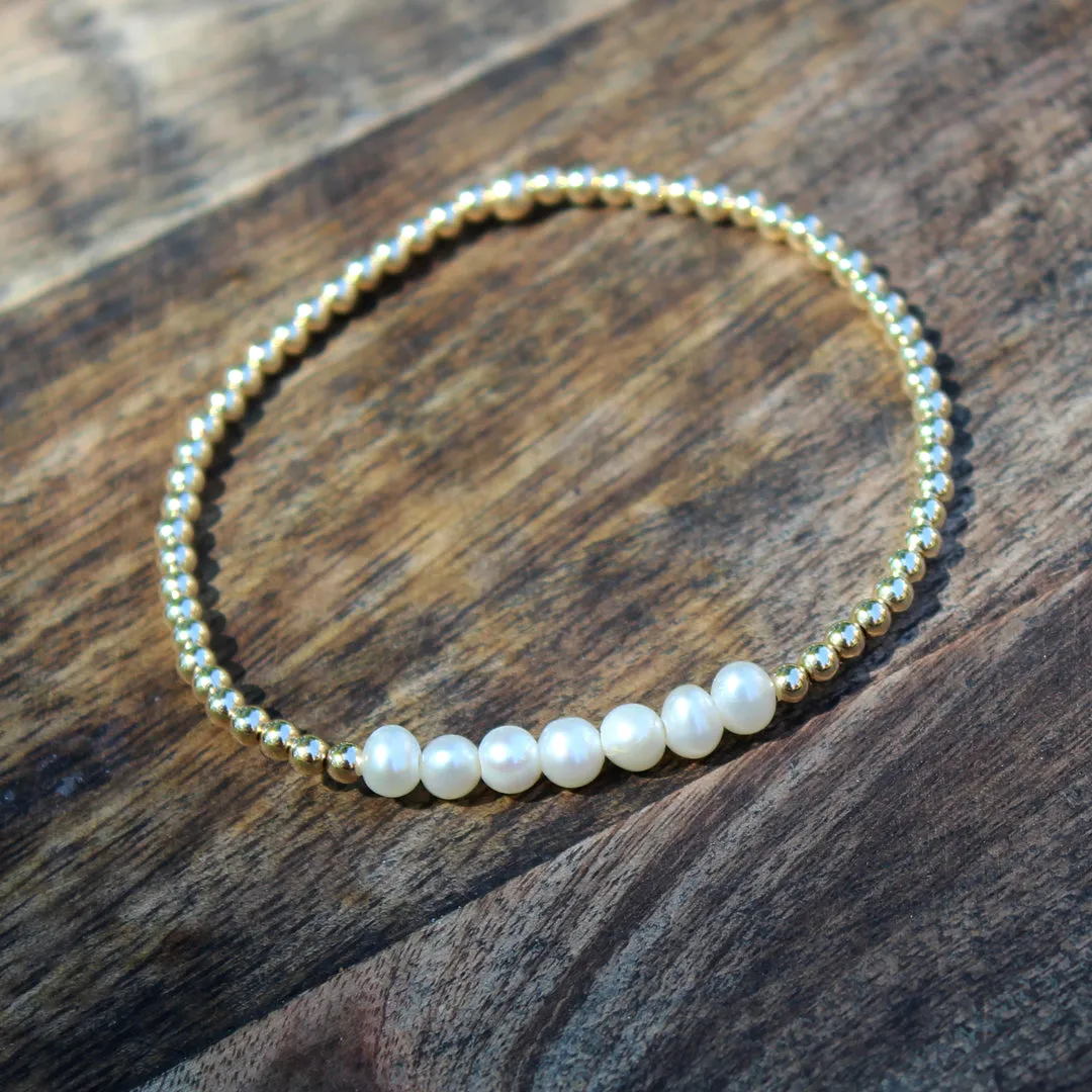 Small Pearl Bracelet